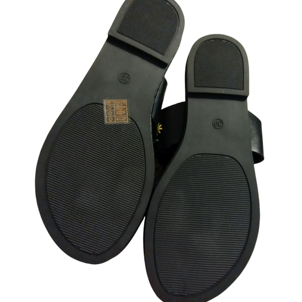 2/$10 NIB Orange & Yellow Floral Embroidered Black Slide-on Flat Size 39 US 9 - Picture 2 of 3